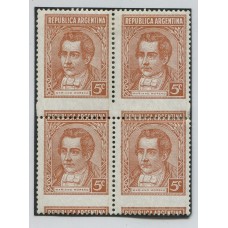 ARGENTINA 1935 CUADRO DE ESTAMPILLAS NUEVAS CON GOMA CON NOTABLE VARIEDAD RARO